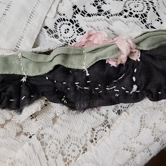 ♥️JABOT🩷 🌹👸🏼⚘️MOSSIE ANNA ARTISAN DESIGN NWT OOAK - Picture 9 of 10